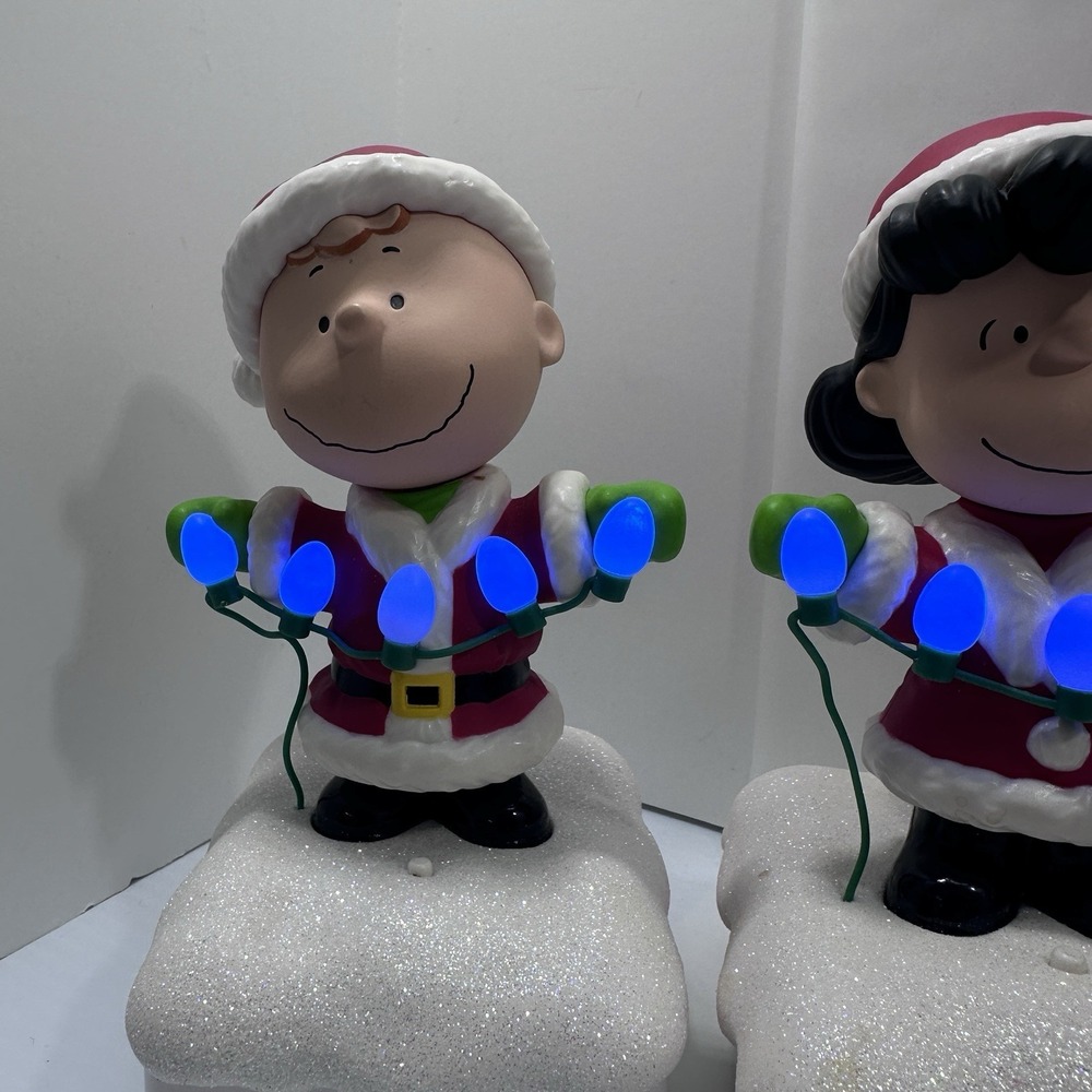 Set 5 Peanuts 2015 LightUp Christmas Snoopy Light Show & Music Wireless Tested - Picture 10 of 17